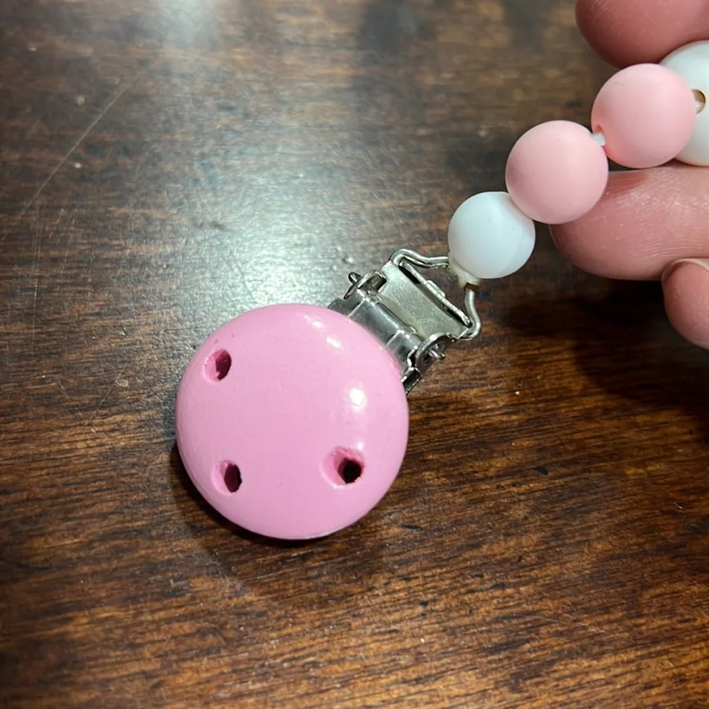 New Pacifier clip